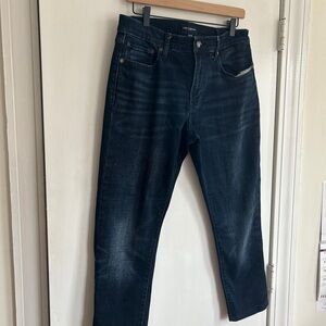 Lucky Brand Dark Wash Jeans - Classic Slim Fit size 32/30